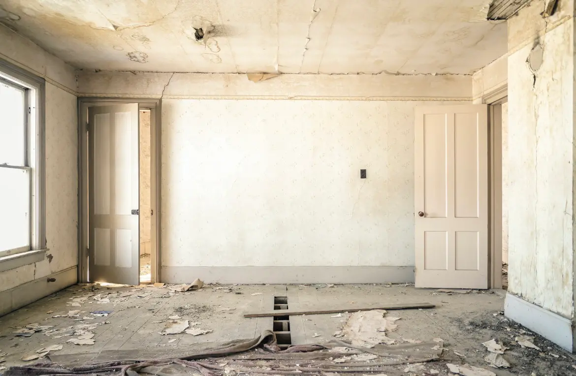 Waste disposal crew managing a cleanout project in Baraga